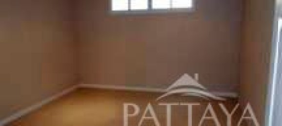 2 bedrooms Condo in Pattaya, Thailand No. 1580 5