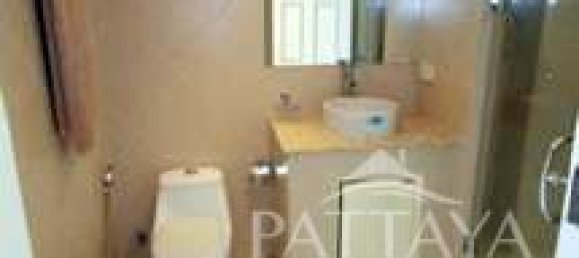 2 bedrooms Condo in Pattaya, Thailand No. 1580 4