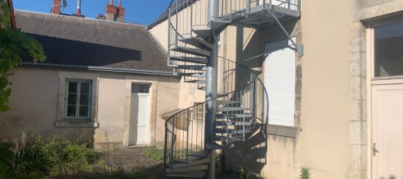 Edificio en La Chatre, France 600 m² No. 226208 3