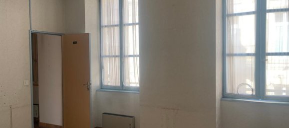 Edificio en La Chatre, France 600 m² No. 226208 8