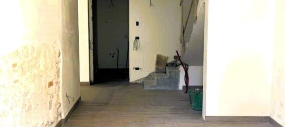 Casa de 7 habitaciónes en Guardiagrele, Italy No. 274109 6