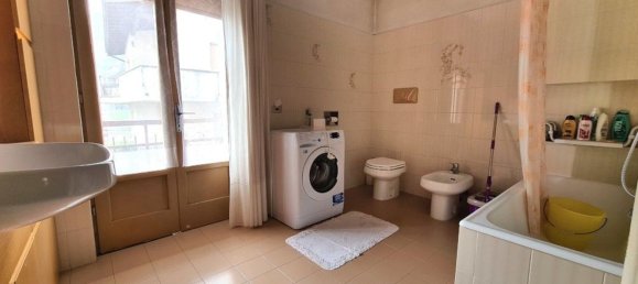 4-Zimmer Wohnung in Gandino, Italy, Nr. 90475 12