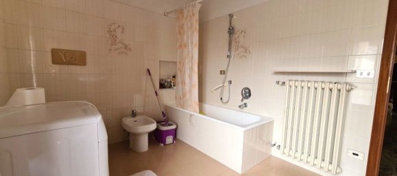 4-Zimmer Wohnung in Gandino, Italy, Nr. 90475 13