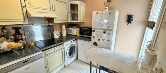 3 chambres Appartement à Pantin, France No. 172036 3