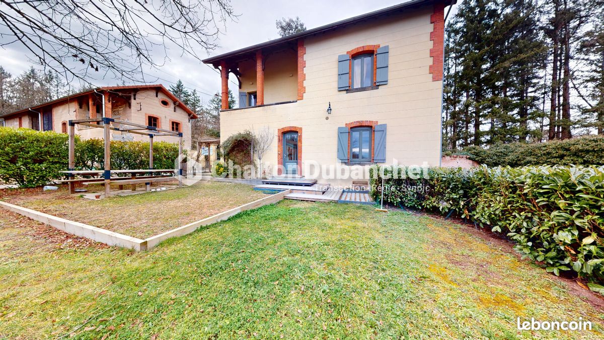 4 غرف نوم منزل في Parigny, France رقم 202322