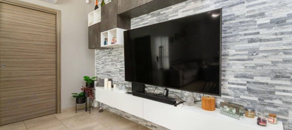 2 rooms Apartment in Chieri, Italy No. 219999 8