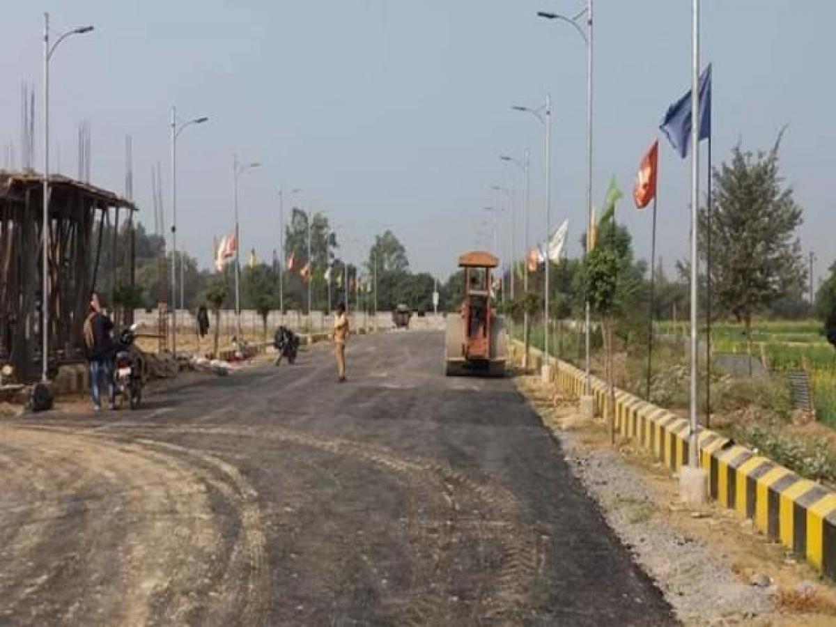  قطعة أرض في Lucknow, India رقم 30337