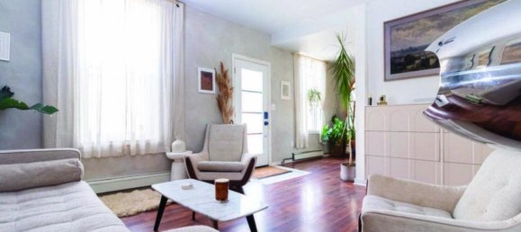 2 bedrooms House in Hamilton, Canada No. 783 7