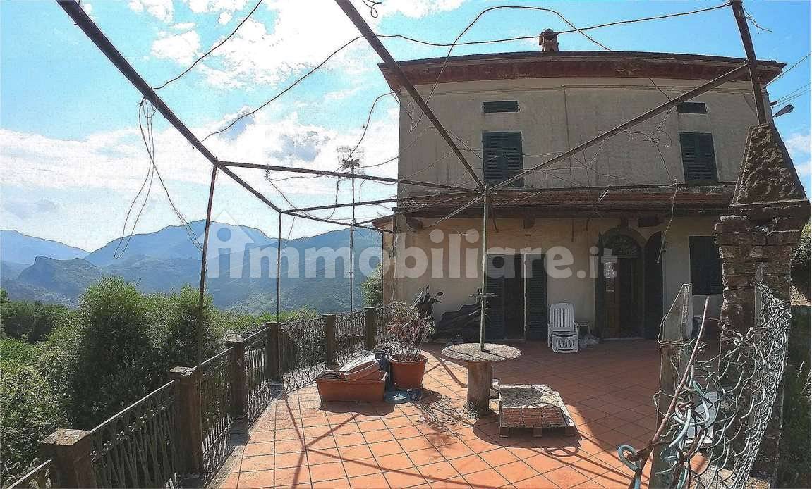 2 bedrooms Villa in Bagni di Lucca, Italy No. 354495