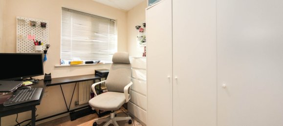  House in Luton, United Kingdom No. 2336 10