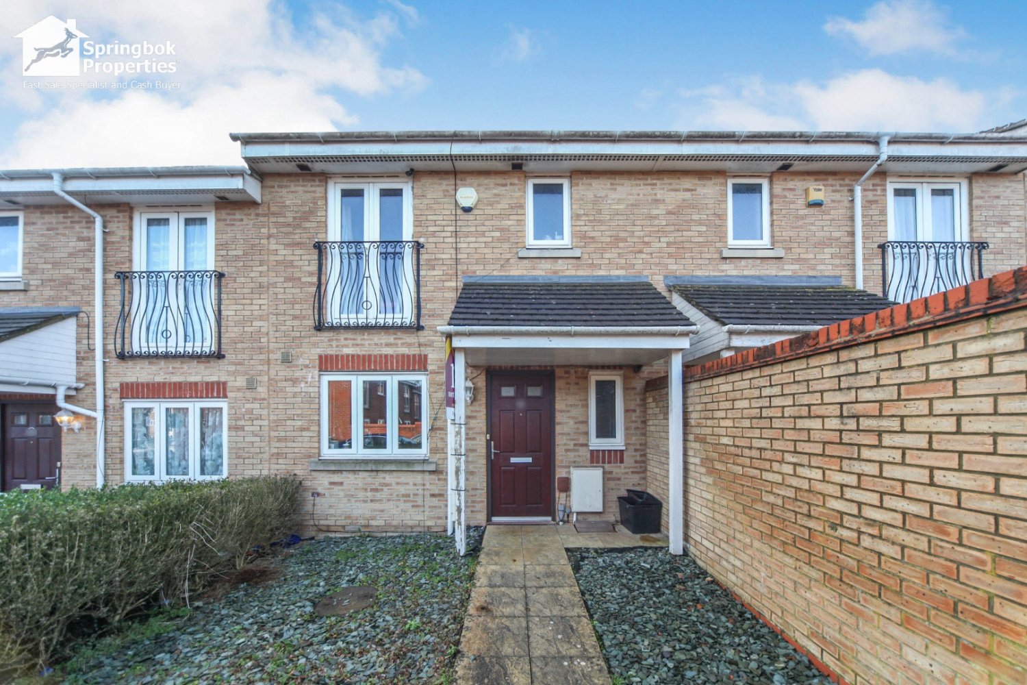  House in Luton, United Kingdom No. 2336