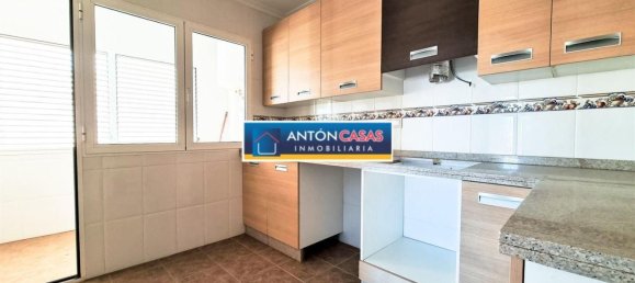 4 Schlafzimmer Haus in Salinas, Spain, Nr. 98651 6