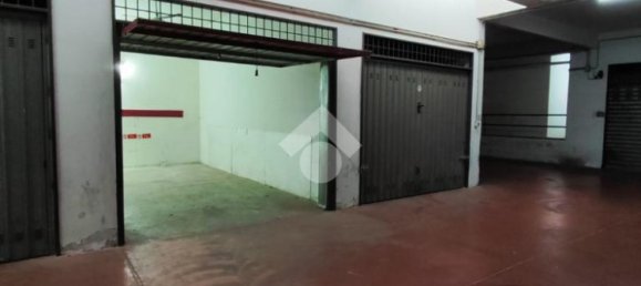 18m² Garage in Afragola, Italy No. 320806 8