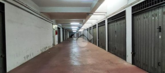 18m² Garage in Afragola, Italy No. 320806 2