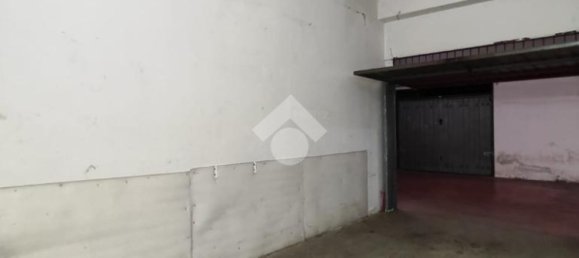 18m² Garage in Afragola, Italy No. 320806 12