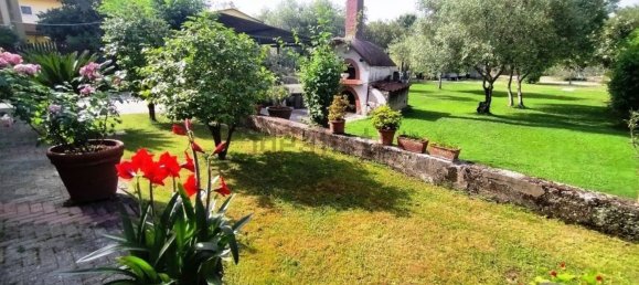 Villa de 5 habitaciónes en Carrara, Italy No. 48148 30