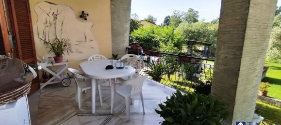 Villa de 5 habitaciónes en Carrara, Italy No. 48148 25