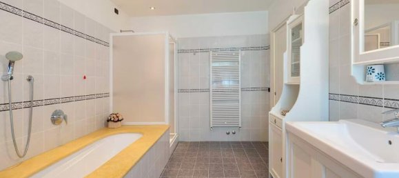 8 غرف نوم فيلا في Oliveto Lario, Italy رقم 161834 6