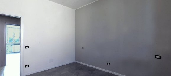 Apartamento T4 em Piacenza, Italy N.º 340840 3