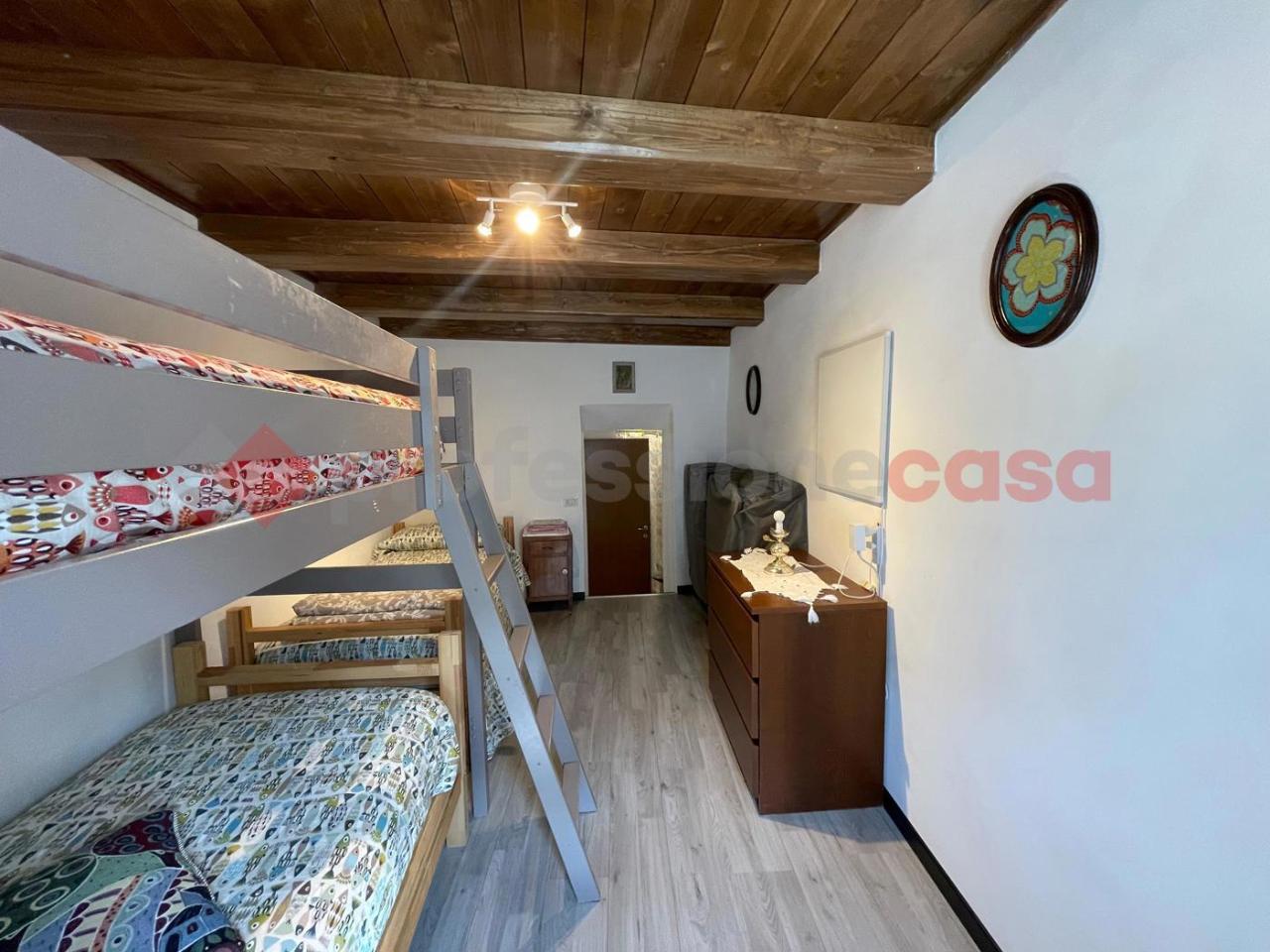 Apartamento de 5 habitaciónes en Piglio, Italy No. 128438
