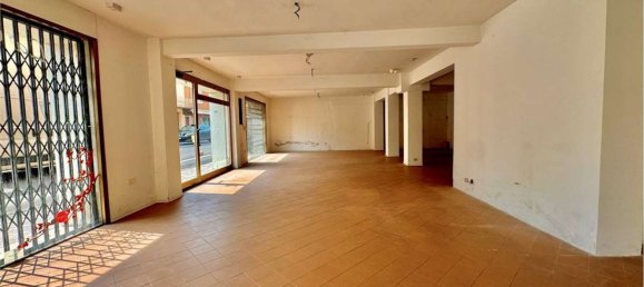 132m² Commercial property in Rolo, Italy No. 302754 12