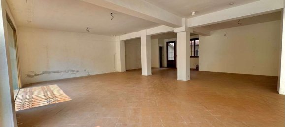 132m² Commercial property in Rolo, Italy No. 302754 9
