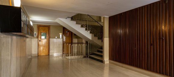 6 rooms Apartment in Falconara Marittima, Italy No. 102611 4