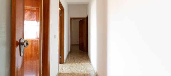 6 rooms Apartment in Falconara Marittima, Italy No. 102611 6