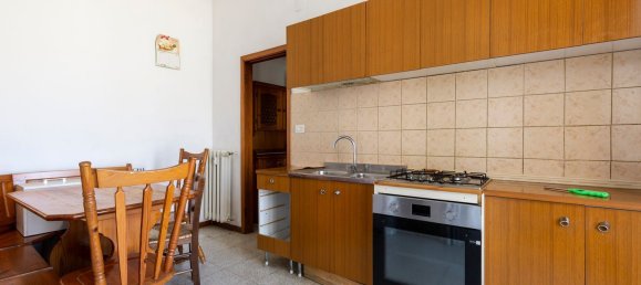 6 rooms Apartment in Falconara Marittima, Italy No. 102611 7