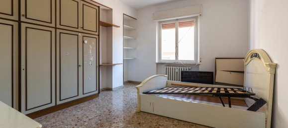 6 rooms Apartment in Falconara Marittima, Italy No. 102611 23