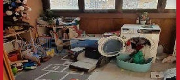 5 bedrooms Apartment in Rome, Italy No. 330862 13