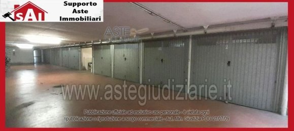 5 bedrooms Apartment in Rome, Italy No. 330862 14