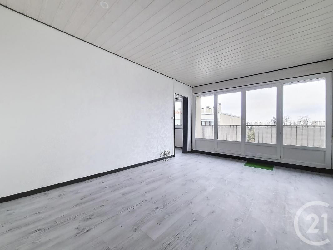 3 Schlafzimmer Wohnung in Chennevieres-sur-Marne, France, Nr. 183237