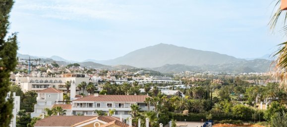 2 bedrooms Penthouse in Estepona, Spain No. 147533 18