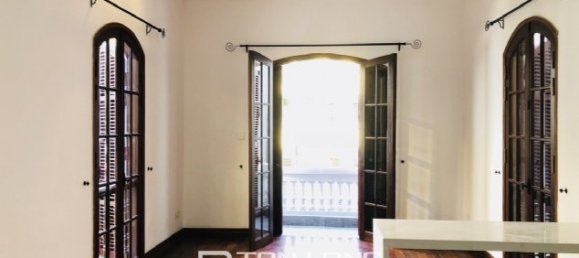 4 غرف نوم منزل في Tay Ho, Vietnam رقم 1390 6