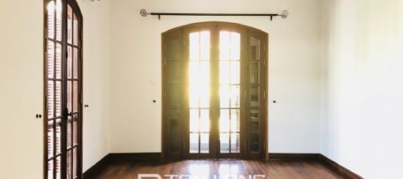 4 غرف نوم منزل في Tay Ho, Vietnam رقم 1390 13