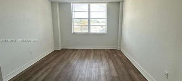1 dormitorio propiedad comercial en alquiler en Miami, Miami-Dade, Florida, USA № 614836 10