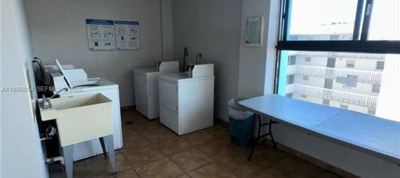 1 dormitorio propiedad comercial en alquiler en Miami, Miami-Dade, Florida, USA № 614836 17