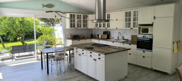 Casa de 3 dormitorios en Chatelaillon-Plage, France No. 277292 8