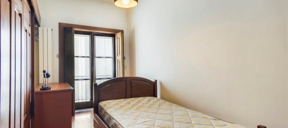 3 bedrooms Apartment in Porto, Portugal No. 141701 11