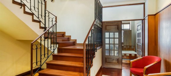 3 bedrooms Apartment in Porto, Portugal No. 141701 4