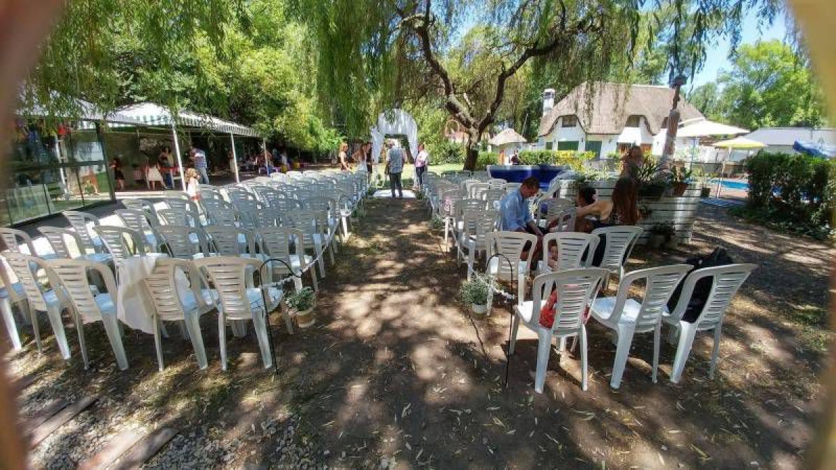 2500m² Commercial property in Pilar, Argentina No. 26640