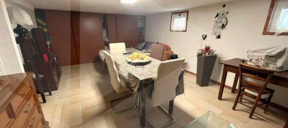 Apartamento de 3 divisões em Fiorano Modenese, Italy N.º 28676 13