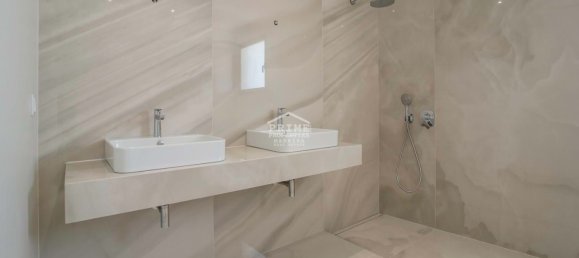 Villa de 4 dormitorios en Funchal, Portugal No. 95173 20