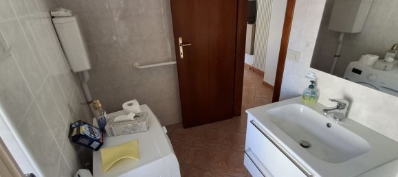 3 rooms Apartment in Novafeltria, Italy No. 294857 9