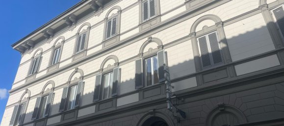 6 rooms Penthouse in Florence, Italy No. 206880 10