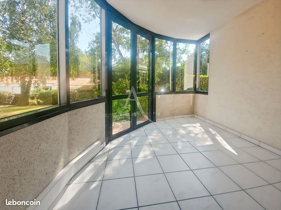 2 Schlafzimmer Wohnung in Challans, France, Nr. 340650