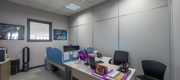 Lagerhaus in Turin, Italy 700m², Nr. 55420 25