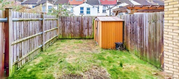 Casa T2 em Croydon, United Kingdom N.º 7986 5