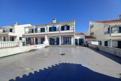 Villa de 4 dormitorios en Ericeira, Portugal No. 201868